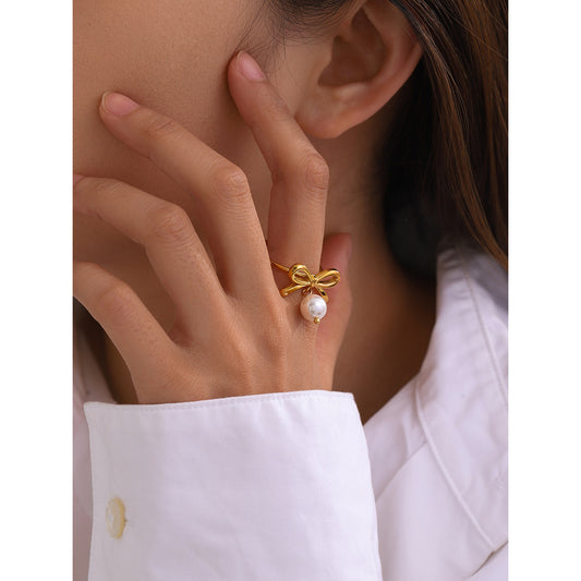 Stainless steel 18k gold-plated bow and heart necklace