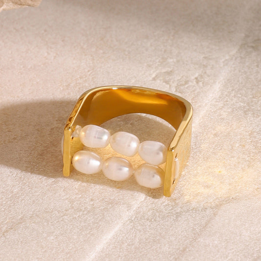 Stainless steel 18k gold-plated pearl ring