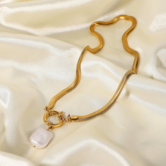 Freshwater Pearl Pendant Necklace