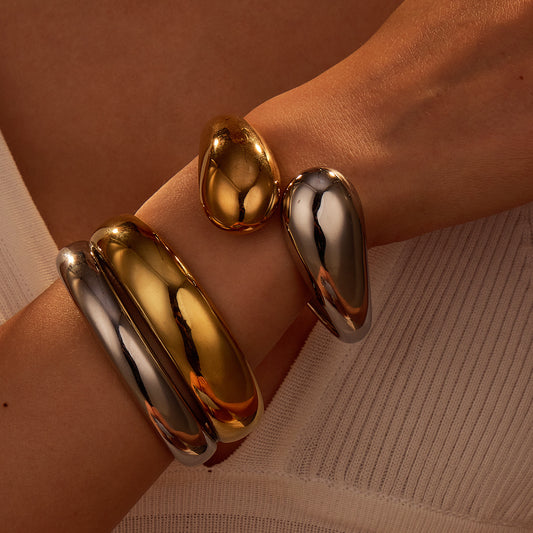 Bold Two-Tones Bangle