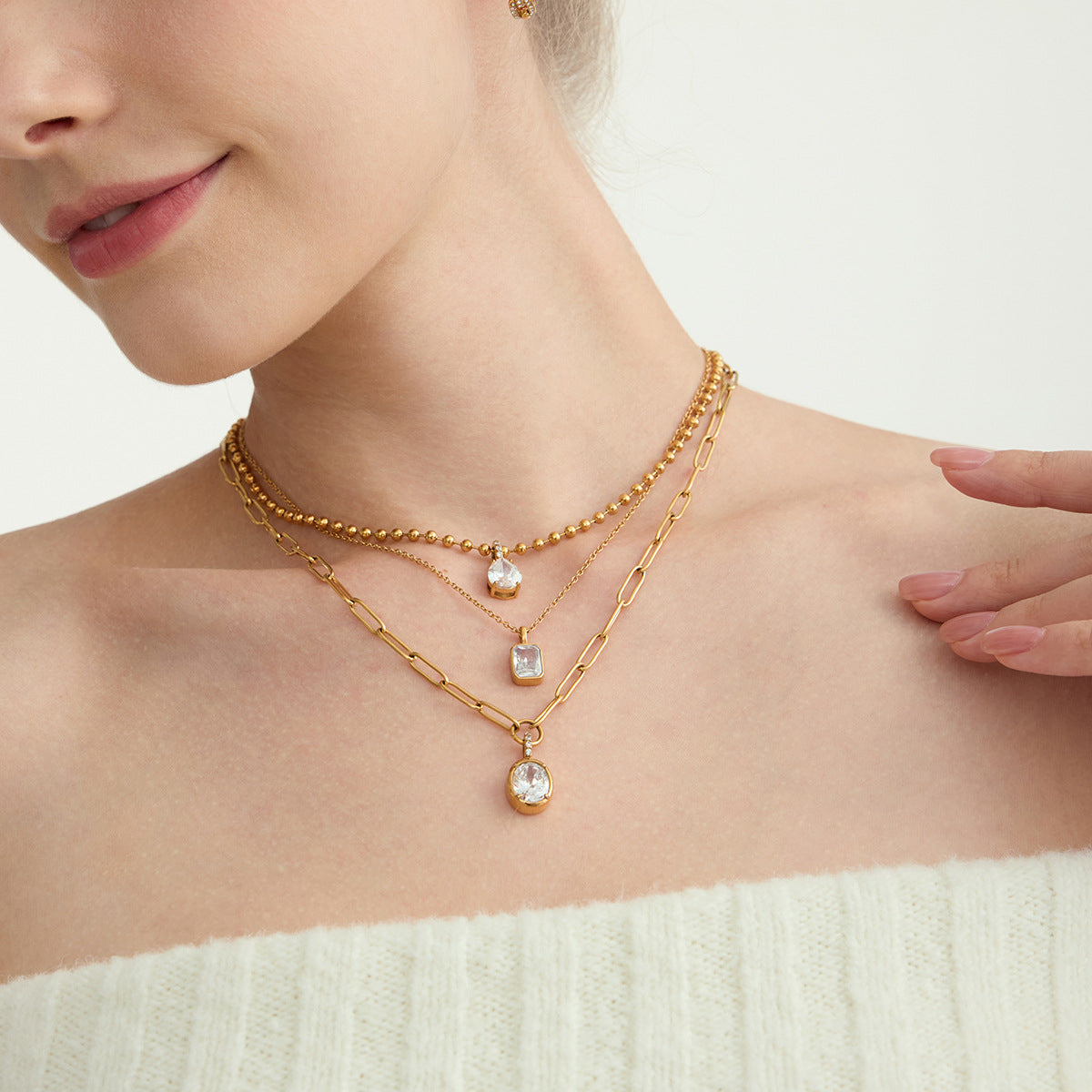 Zircon Pendant Necklace