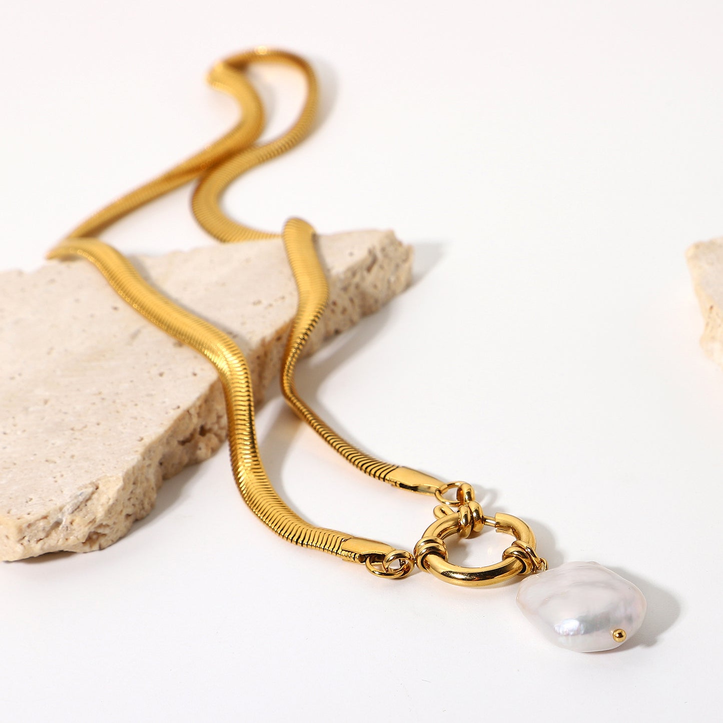 Freshwater Pearl Pendant Necklace
