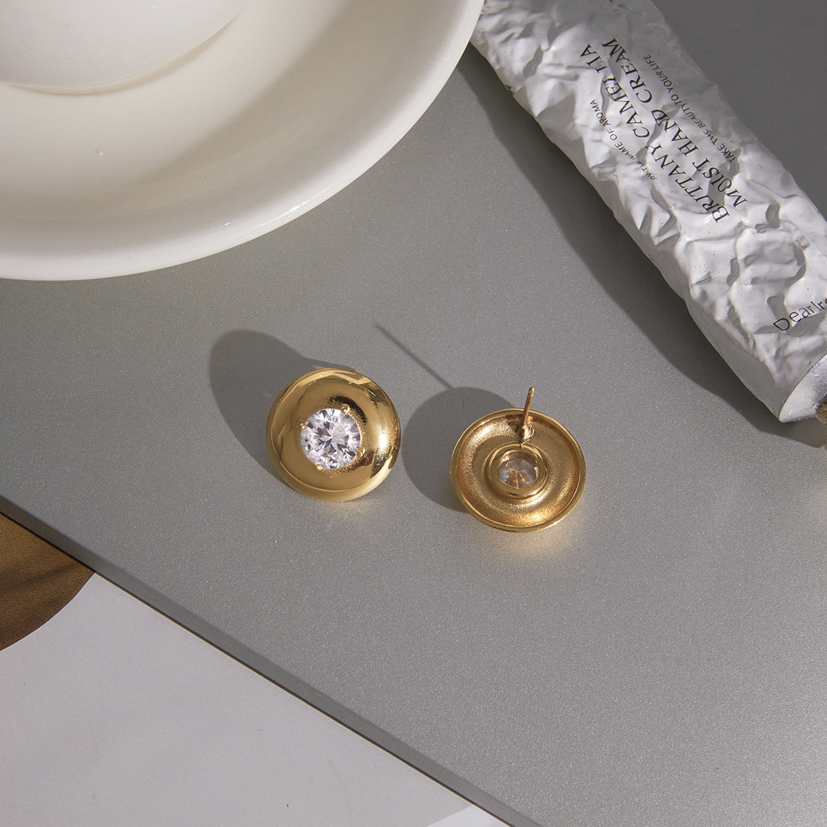 Round Zircon Stud Earrings