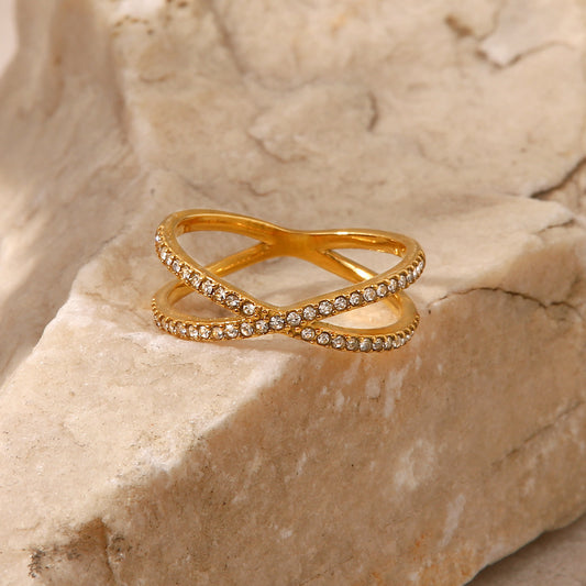 Waterproof Criss-Cross Ring