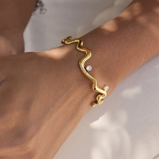 Minimalist Floating Crystal Bangle
