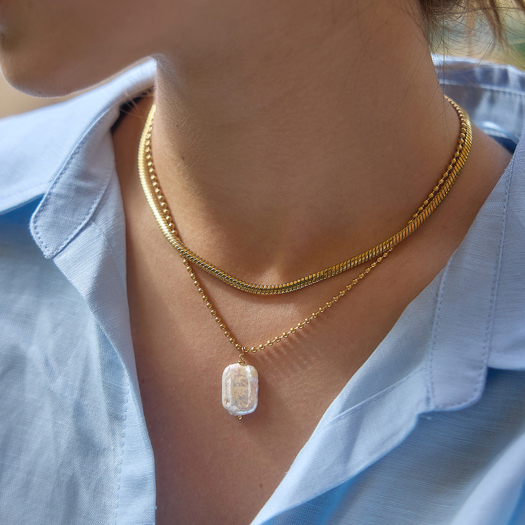 Minimalist Geometric Pearl Chain