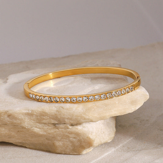 Stainless steel 18k gold-plated rhinestone-clasp bracelet