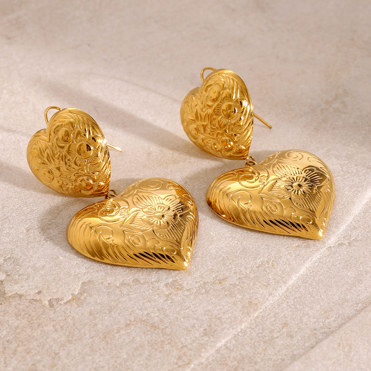 Stainless steel 18k gold-plated heart earrings