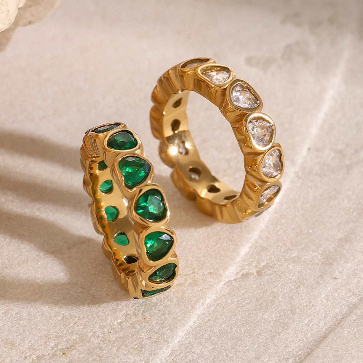 Stainless steel 18k gold-plated heart ring