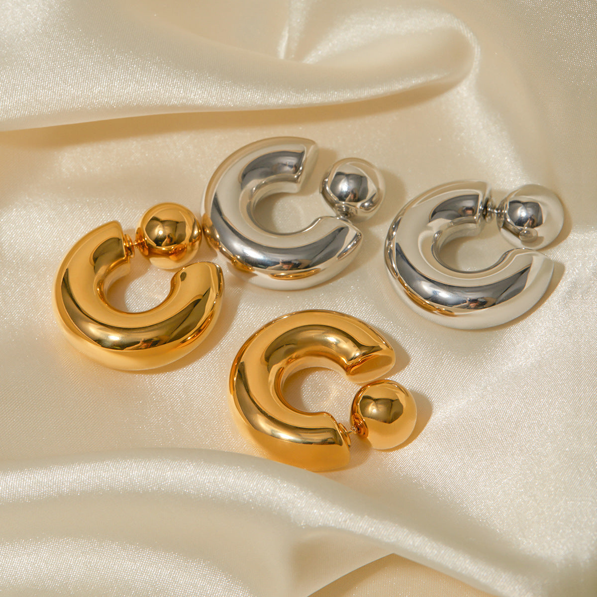 Stainless steel 18k gold-plated front and back C-shaped earrings
