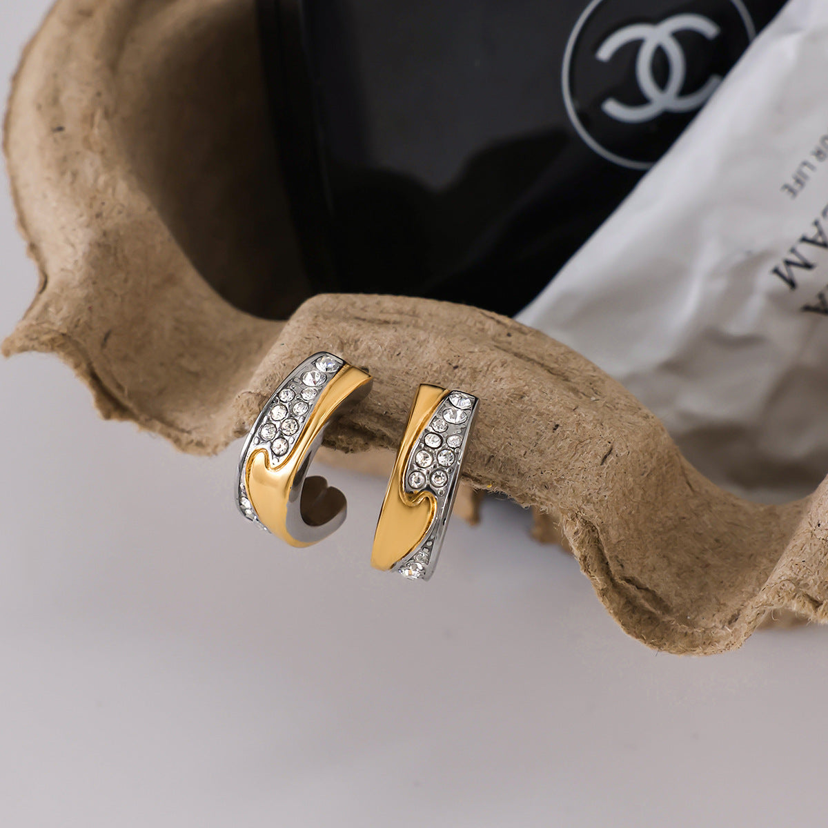 Two-tone cz c-hoop titanium steel earrings