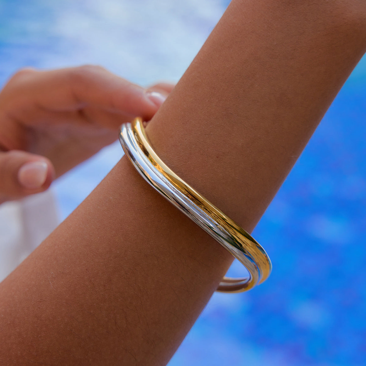 Double layer color-block wavy stainless steel bracelet