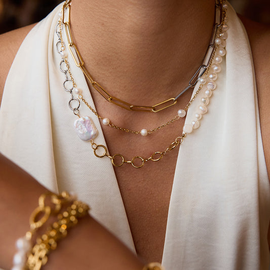 Natural freshwater pearl necklace