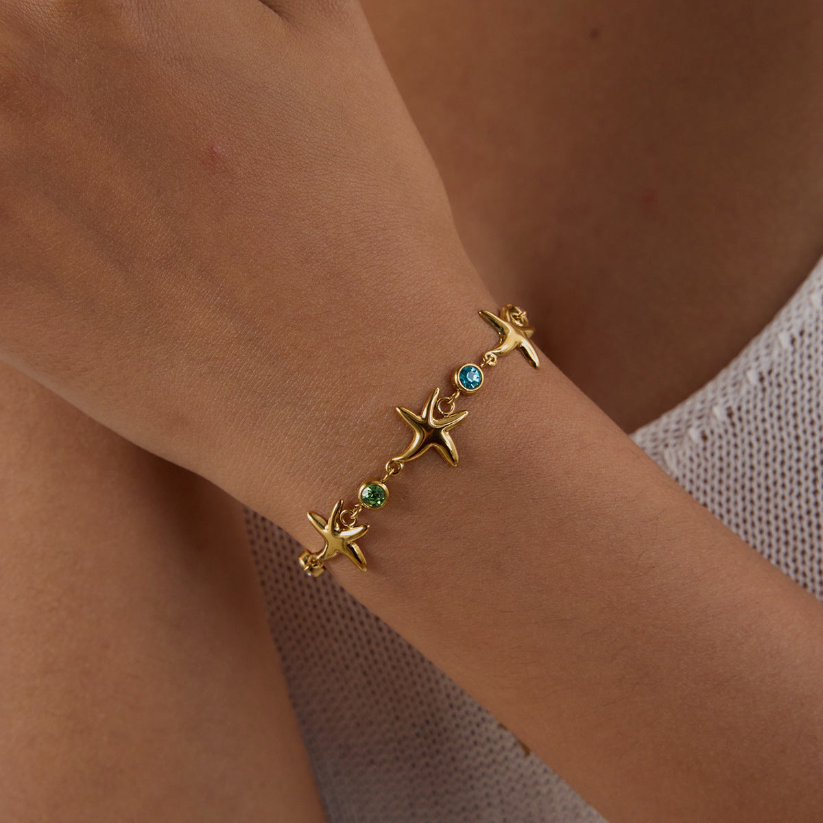Stainless steel 18k gold-plated bracelet