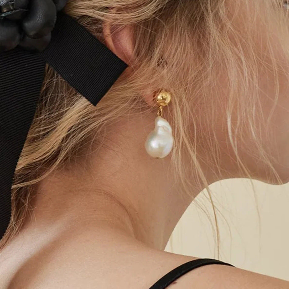 Stainless steel 18k gold-plated pearl earrings